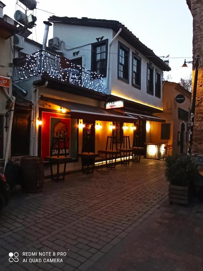 Gagarin Pub & Hotel 安塔利亚 外观 照片